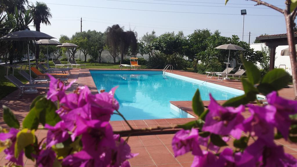 Borgo Fiore Country House Salice Salentino Ngoại thất bức ảnh