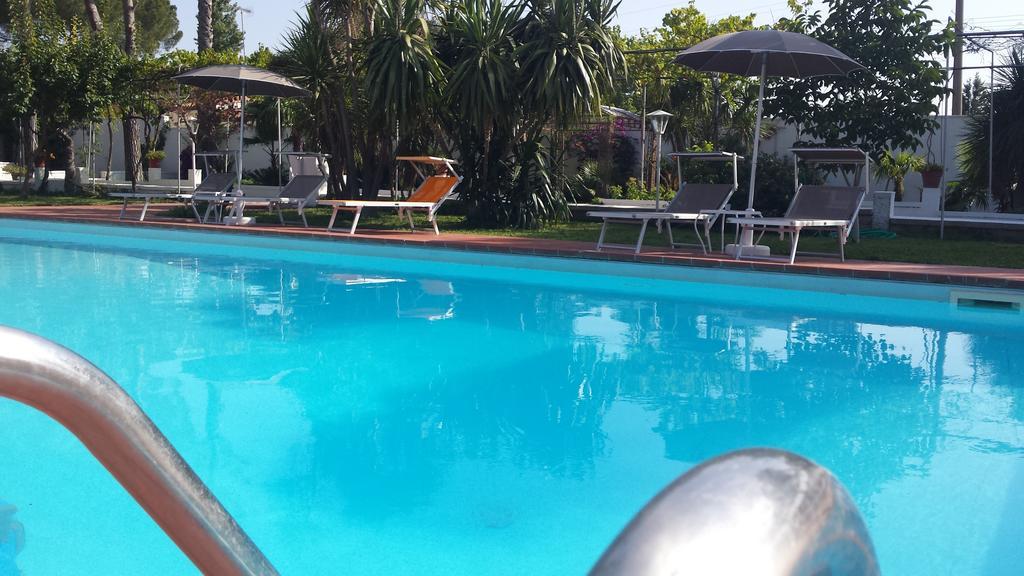 Borgo Fiore Country House Salice Salentino Ngoại thất bức ảnh